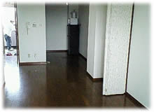 �n�E�X�N���[�j���O